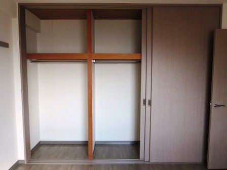 拡大写真：サニーヒル忍ケ丘 3階308の収納