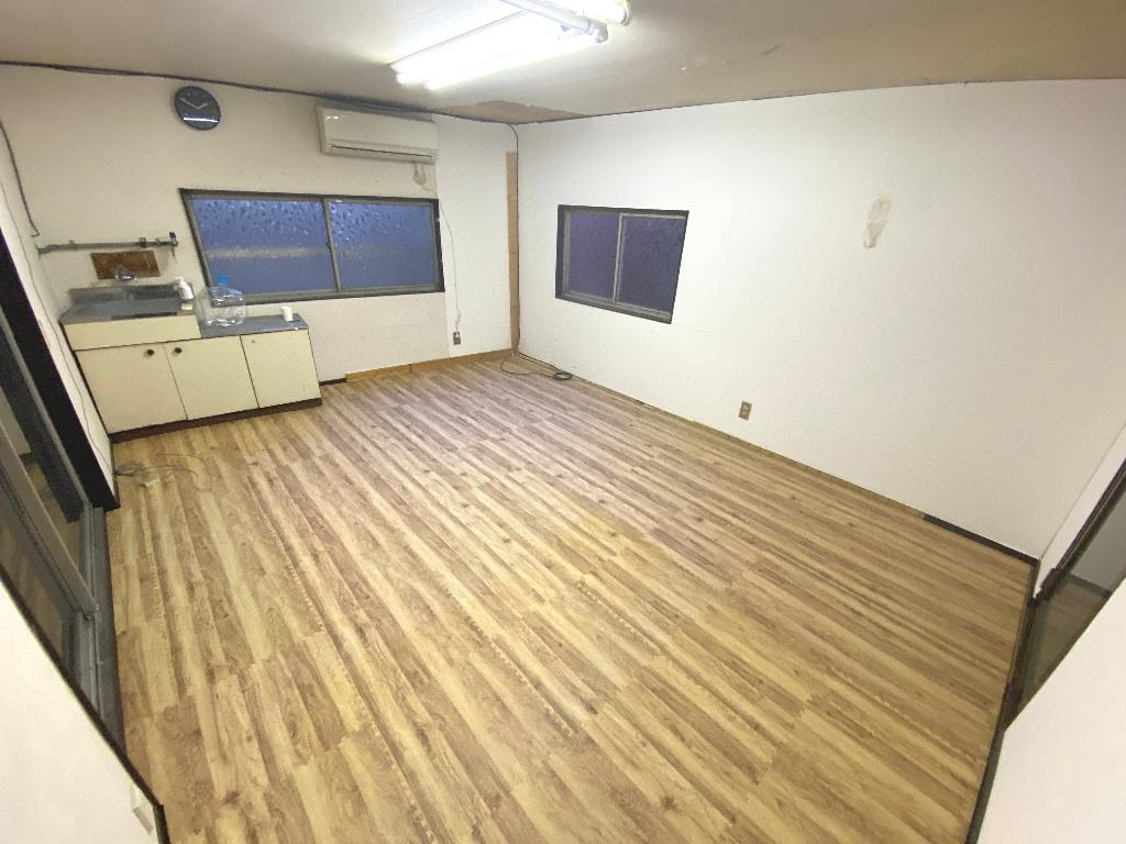 拡大写真：佐太東町1-38-19倉庫 1の室内