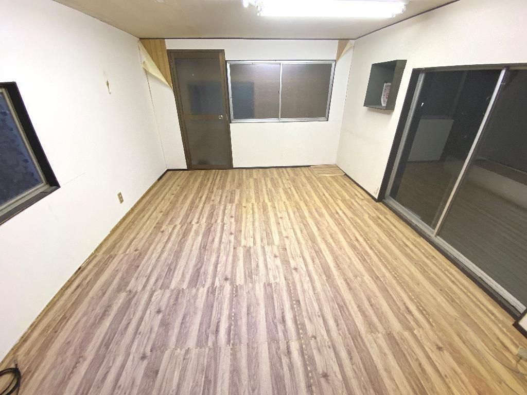 拡大写真：佐太東町1-38-19倉庫 1の室内