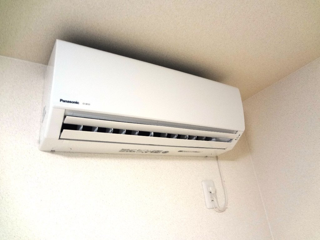 拡大写真：フジパレス松下町Ⅱ番館 3階303のエアコン