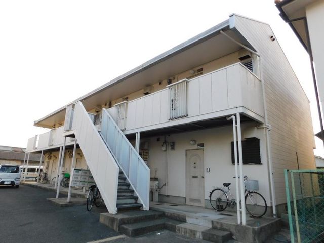 拡大写真：四條畷市南野４丁目 2階205の外観写真（昼）