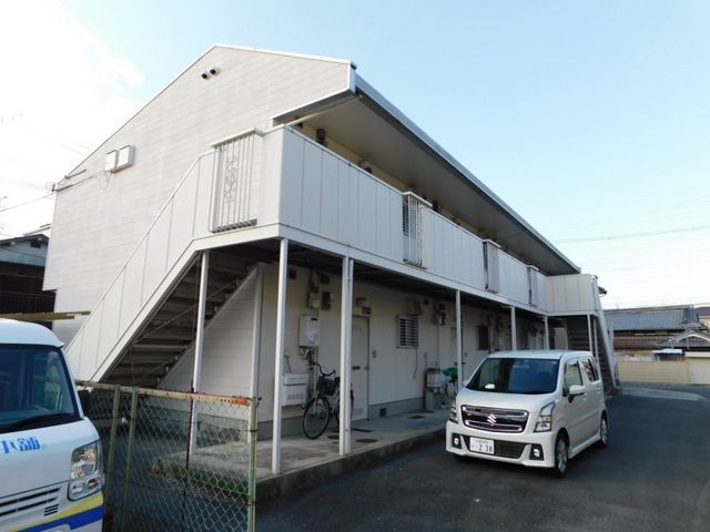 拡大写真：四條畷市南野４丁目 2階205の外観写真（昼）