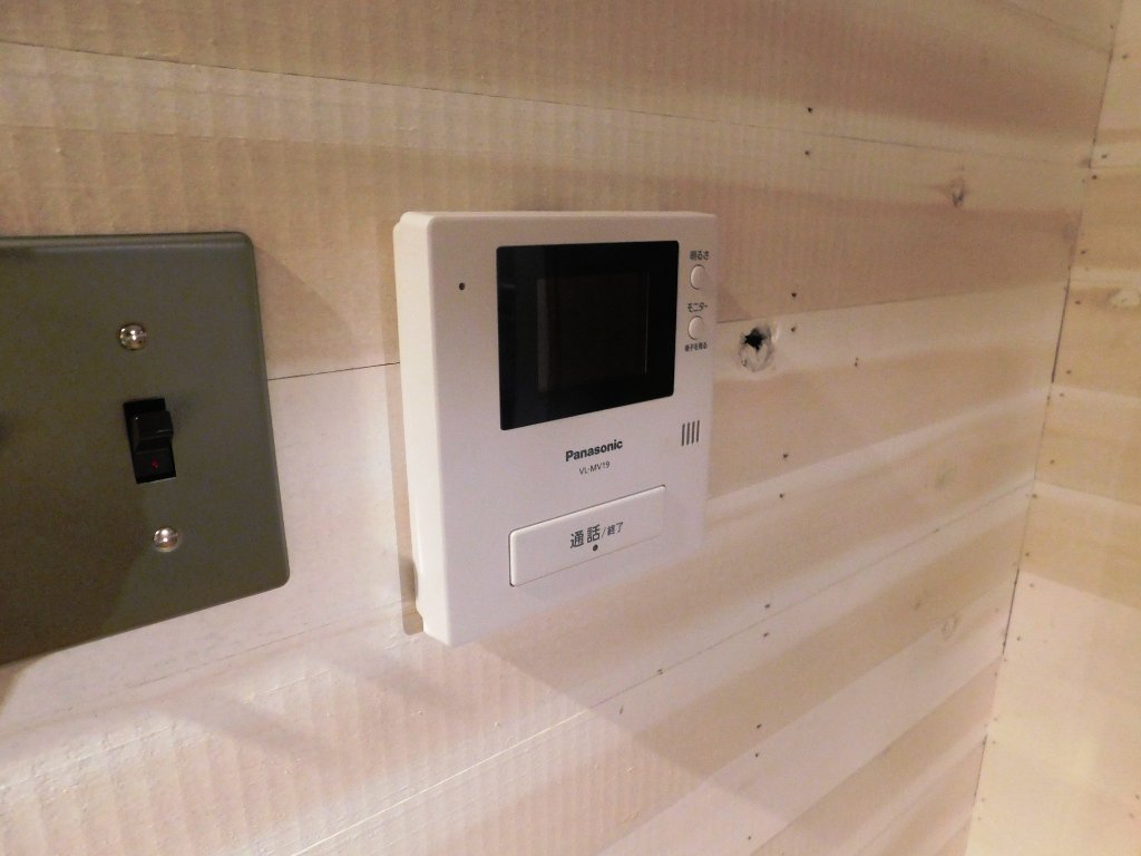 拡大写真：守口市大久保町2丁目テラス 2階1のカメラ付インターホン