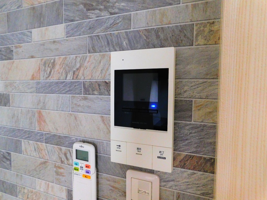 拡大写真：守口市藤田町６丁目 3階301のカメラ付インターホン