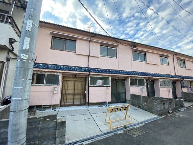 拡大写真：大久保町２丁目貸家 2階1の外観写真（昼）