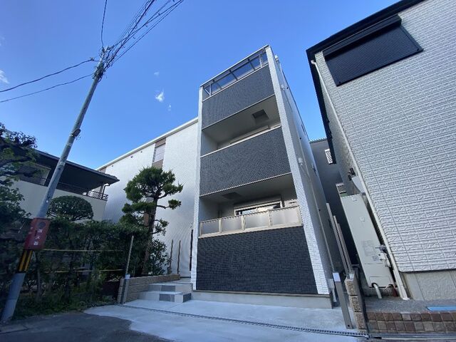 拡大写真：クリエオーレ西郷通 2階201の外観写真（昼）