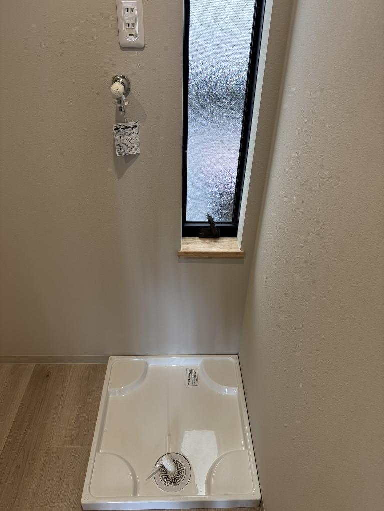 拡大写真:寝屋川市高柳5丁目 1階01の洗濯機置場