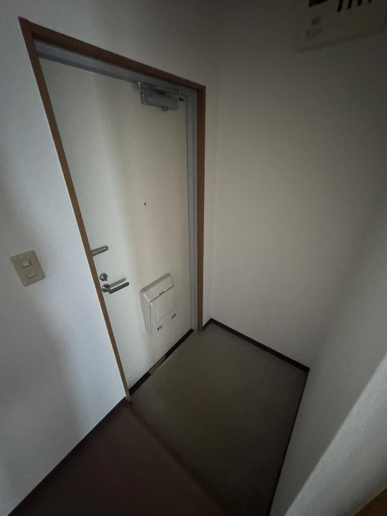 拡大写真:門真市上野口町 2階202の玄関