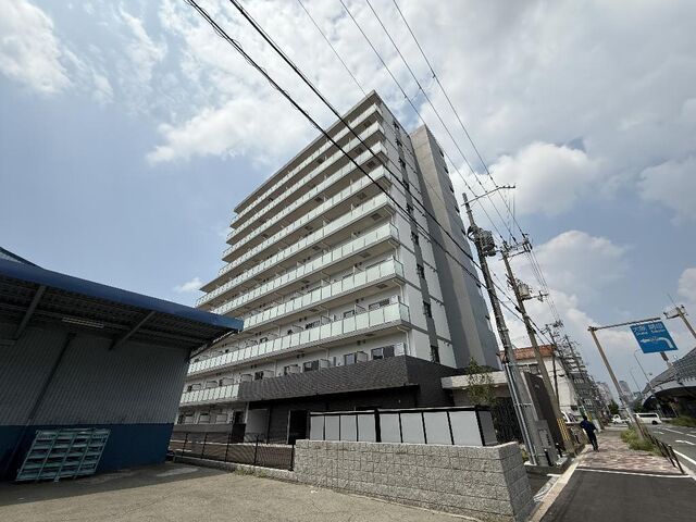 拡大写真：オリエントレジデンス門真殿島町 1階103の外観写真（昼）