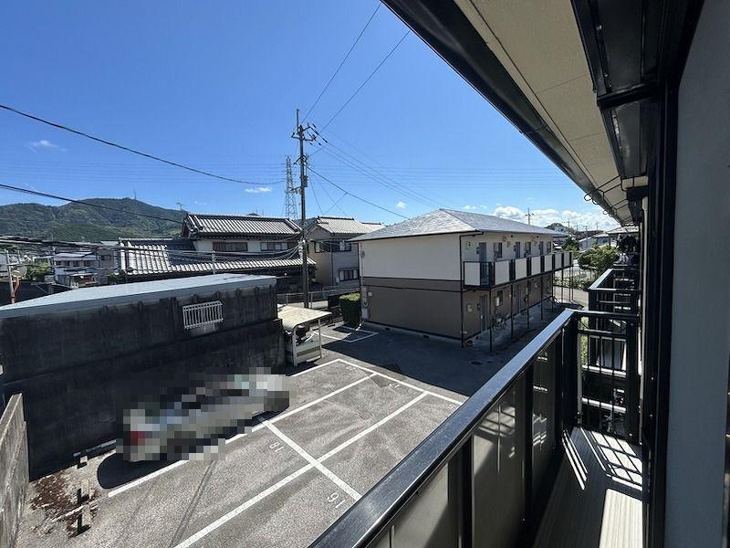 拡大写真：高知市神田 2階203のベランダ