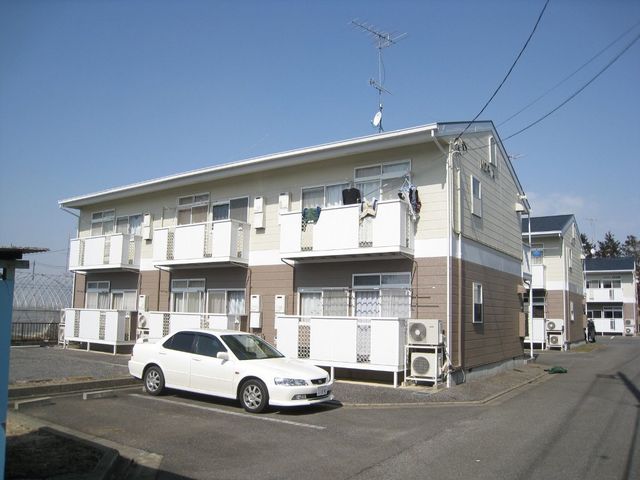 拡大写真：コーポ江戸Ｂ棟 2階203の外観写真（昼）