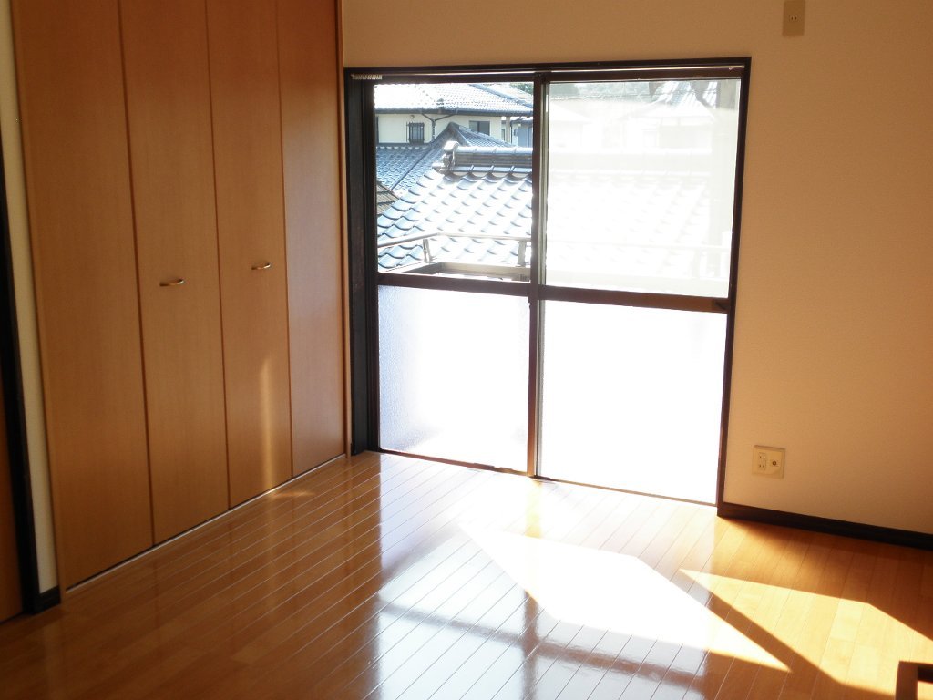 拡大写真：伊万里市大坪町乙 2階202の洋室