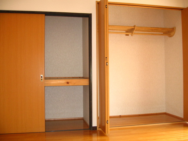 拡大写真：伊万里市大坪町乙 2階202の収納