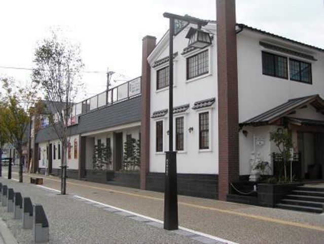 拡大写真:伊万里市新天町 1階5の外観写真(昼)