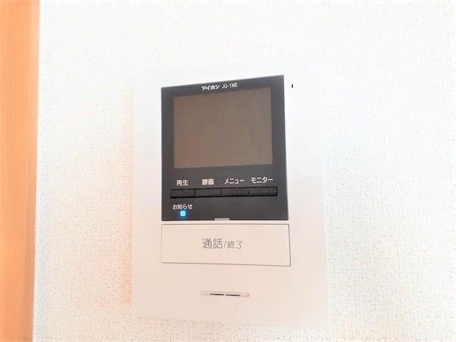 拡大写真:アーバンヒルズ立花 2階201のカメラ付インターホン