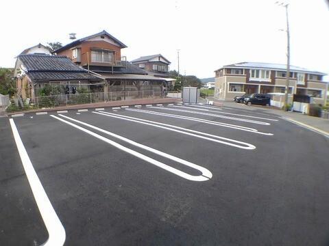 拡大写真:モン アンテリユール桃山H 1階103の共有部分
