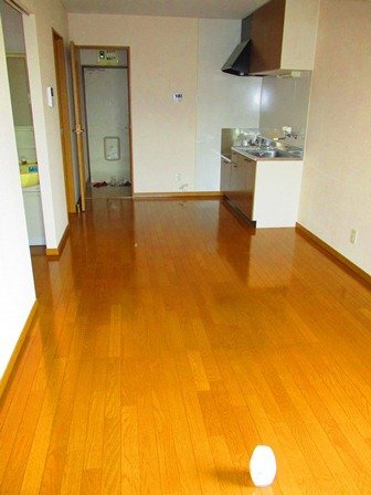 拡大写真：館林市日向町 1階106のキッチン