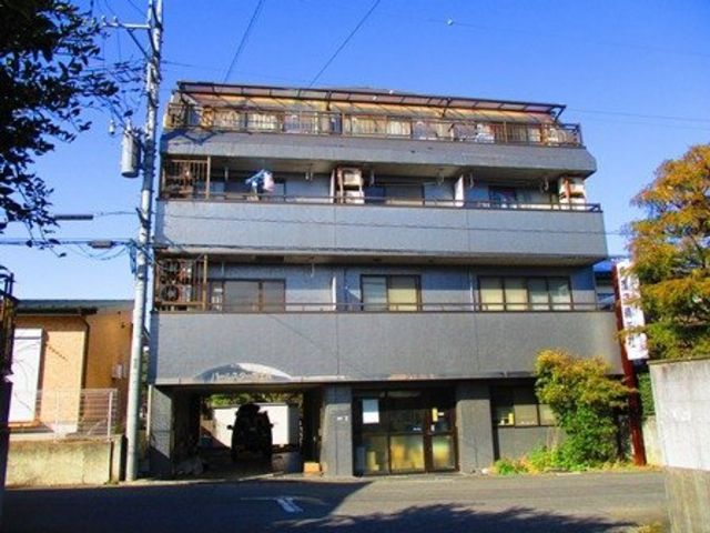 拡大写真：パールスター富士見 2階201の外観写真（昼）