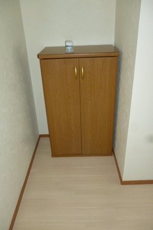拡大写真：須永ハイツ 1階101の下駄箱