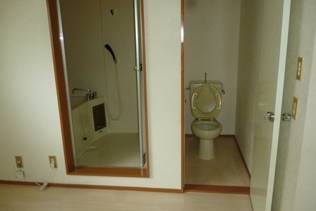 拡大写真：須永ハイツ 1階101のトイレ