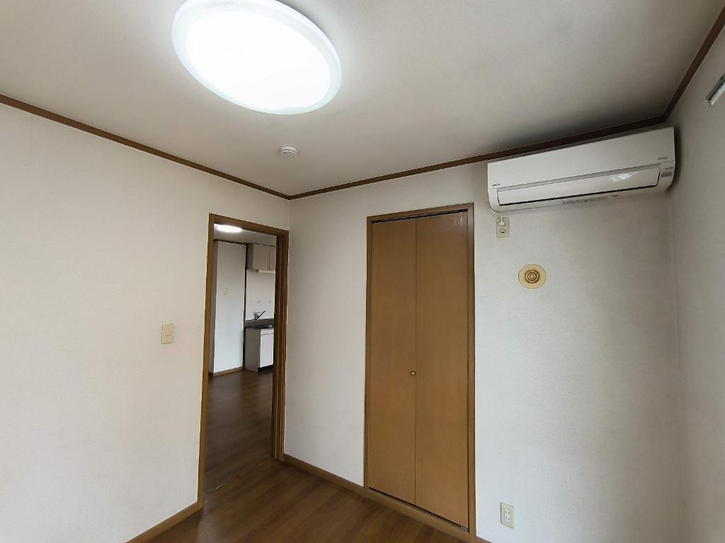 拡大写真:館林市美園町 2階202の室内