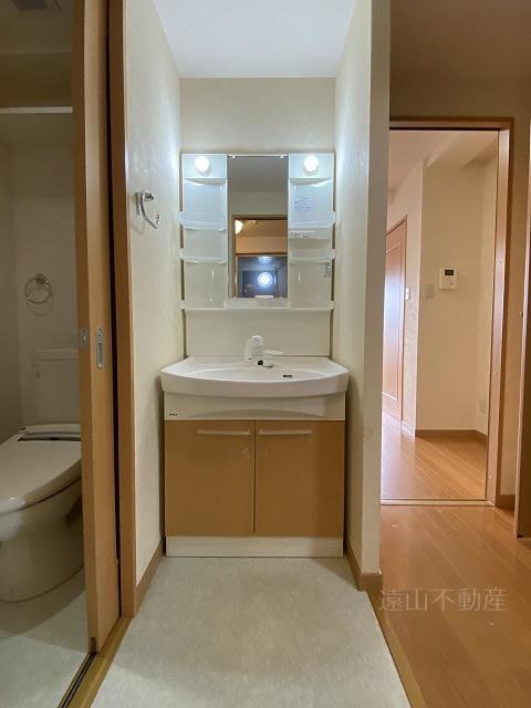 拡大写真:サンシャインハイツ 5階506の洗面