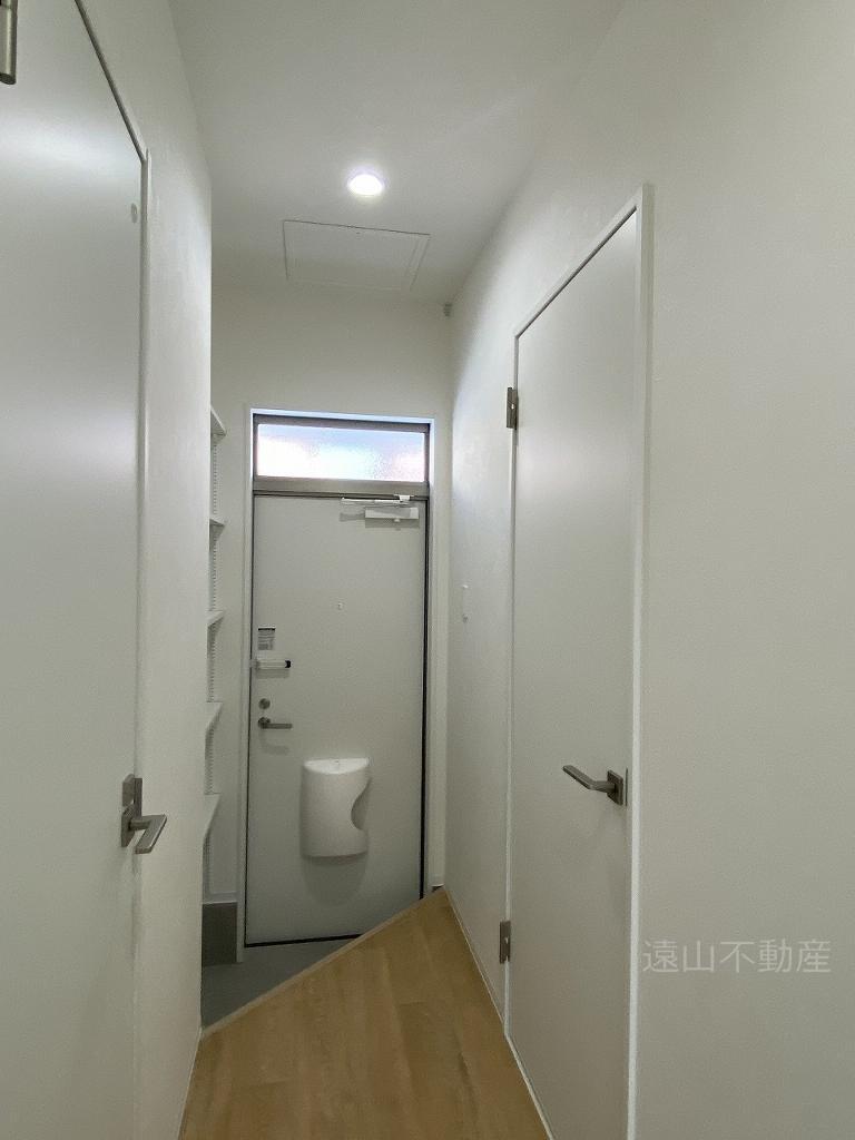 拡大写真:Quu御徒町 1階102の玄関