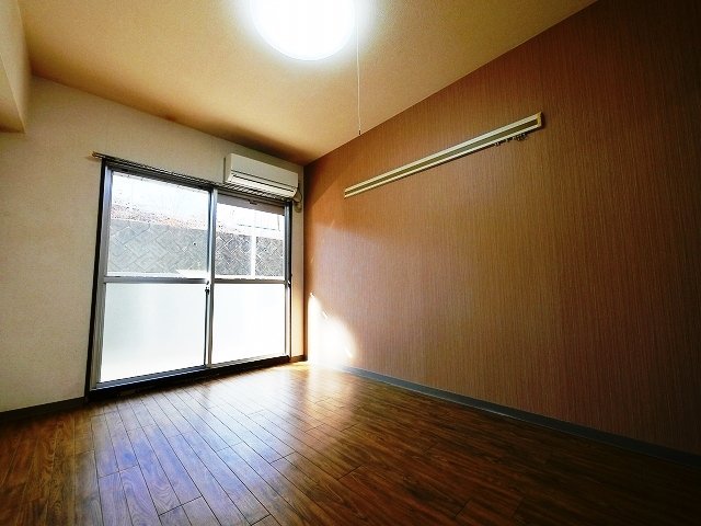 拡大写真:恵那市大井町 1階1Cの室内
