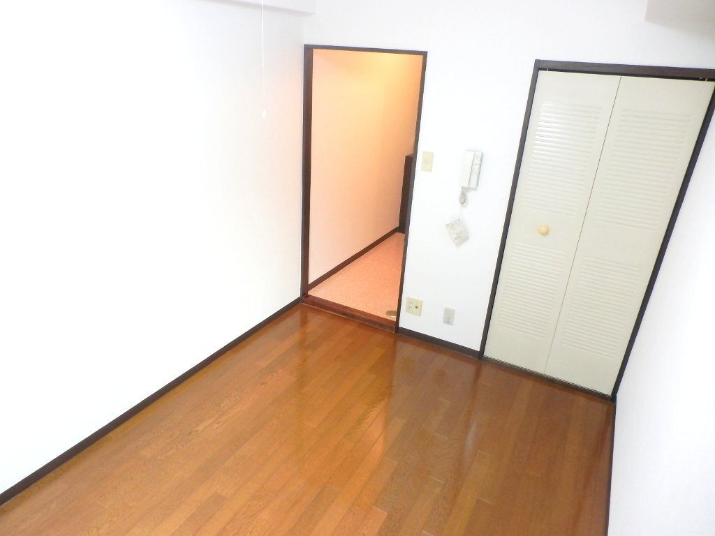 拡大写真：DICE bldg.大手町Ⅰ 2階206の洋室