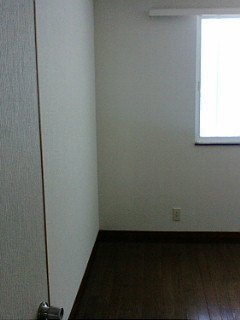 拡大写真：エトワール千年　Ｂ棟 1階101の洋室