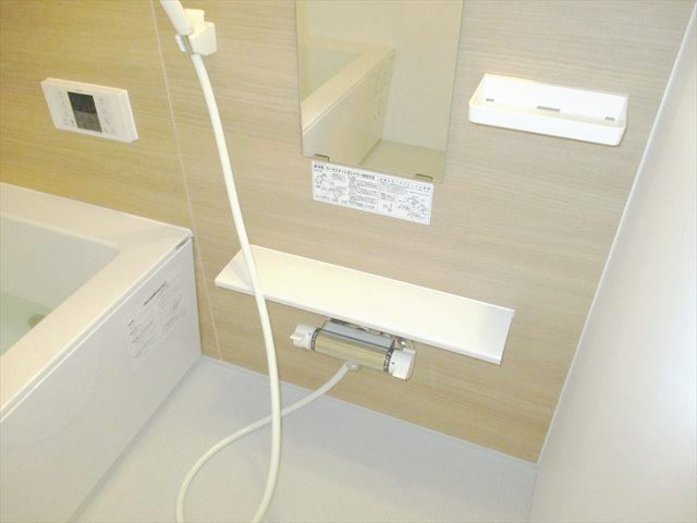 拡大写真：セントラルタウンコートＡ棟 1階103のバス