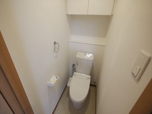 拡大写真：OTO寺家駅前 3階303のトイレ