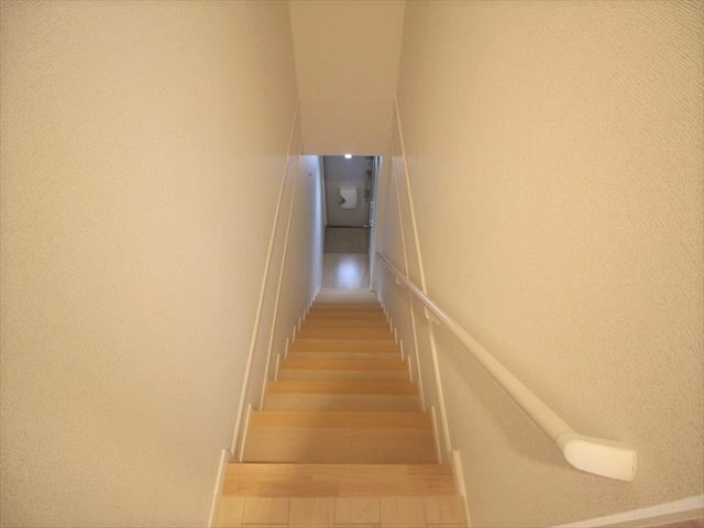 拡大写真：ファインコート 1階201の廊下