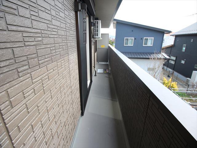 拡大写真：東広島市西条町寺家 2階202のベランダ