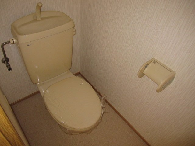 拡大写真：コスモハイツ 2階205のトイレ