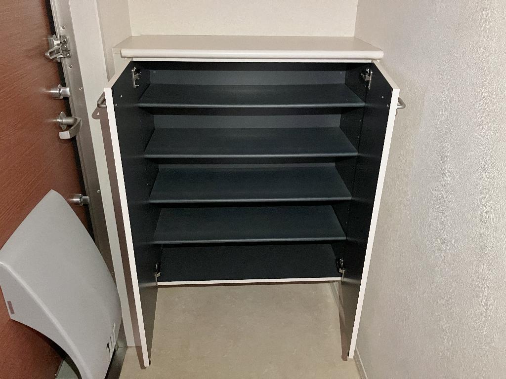 拡大写真：レトア南畑敷 1階102の収納