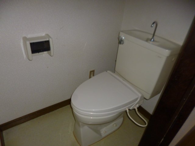 拡大写真：ひさゆきハイツ 7のトイレ
