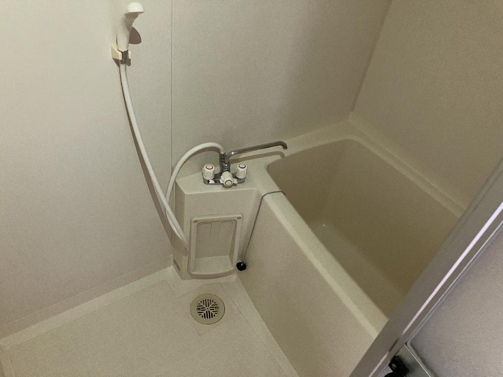 拡大写真：イースト15 1階101のバス