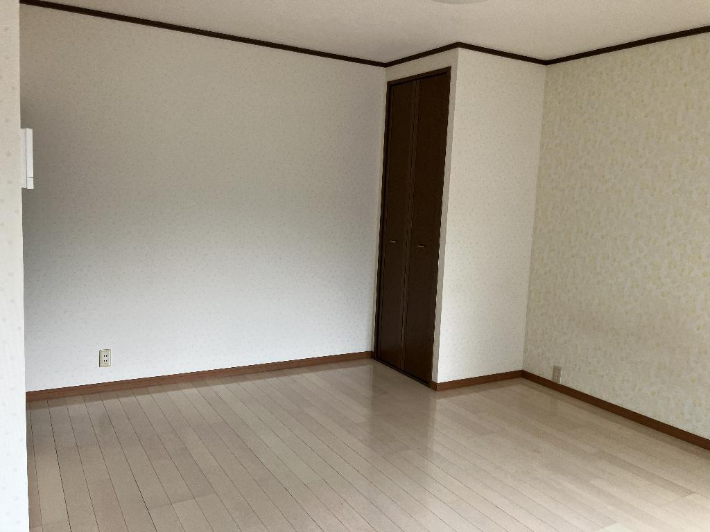 拡大写真：イースト15 1階101の室内