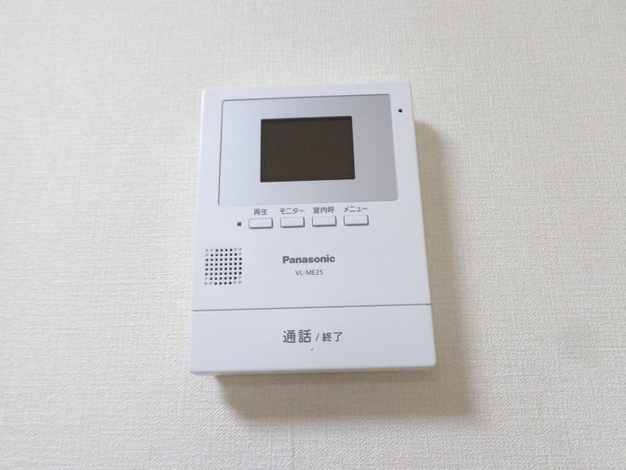 拡大写真:T・Y MOTOYA(ティーワイモトヤ) 4階403のカメラ付インターホン