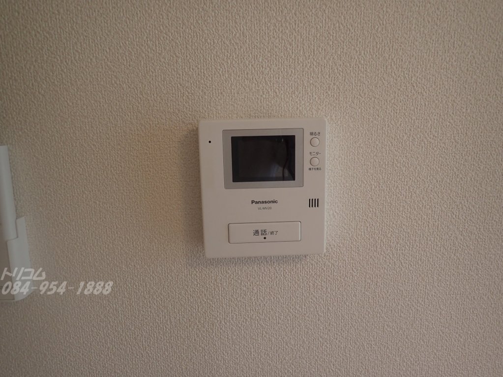 拡大写真:フォブール十三軒屋 1階102のカメラ付インターホン
