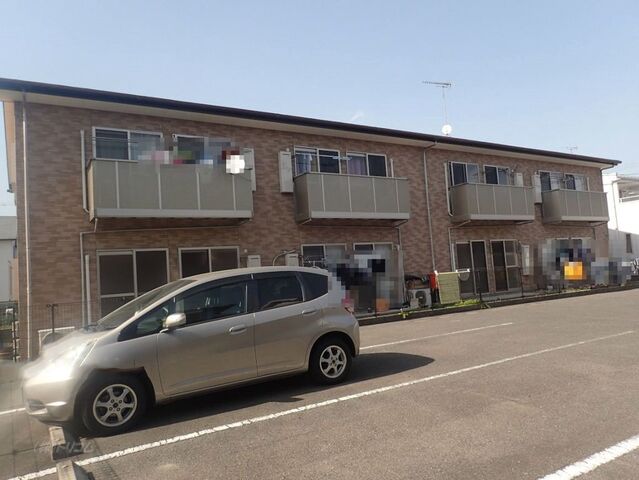フォブール十三軒屋の外観