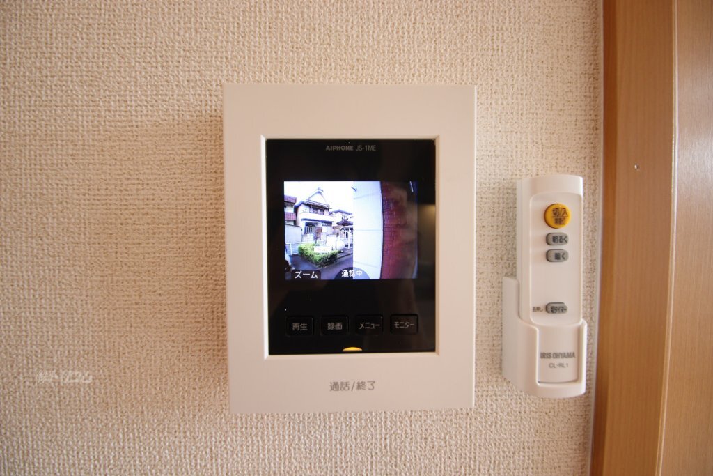 拡大写真：アーバンハイム 2階203のカメラ付インターホン