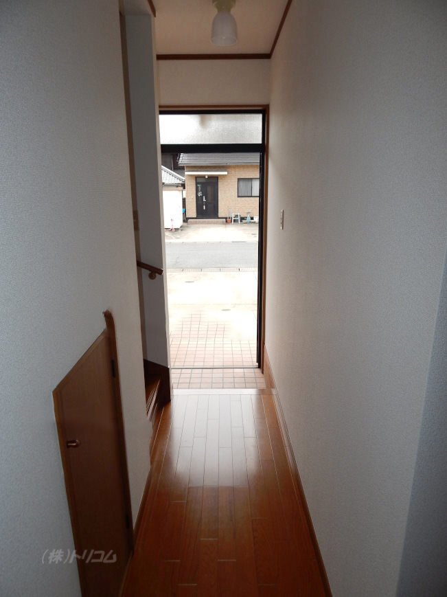 拡大写真：あけぼの住宅Ⅱ A-3の廊下(イメージ)