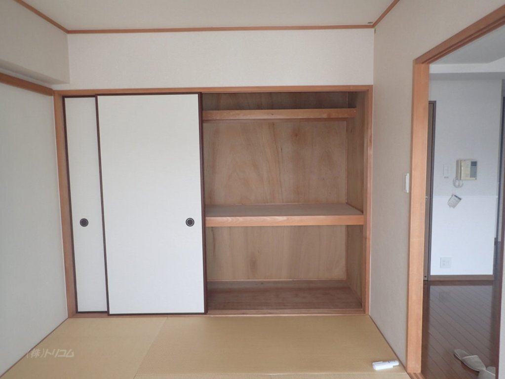 拡大写真:グリーンビュー西町 2階202の収納(イメージ)