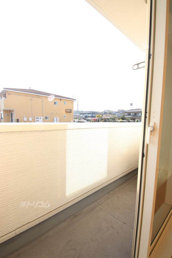 拡大写真：サンリット・スクエア 1階C101のベランダ