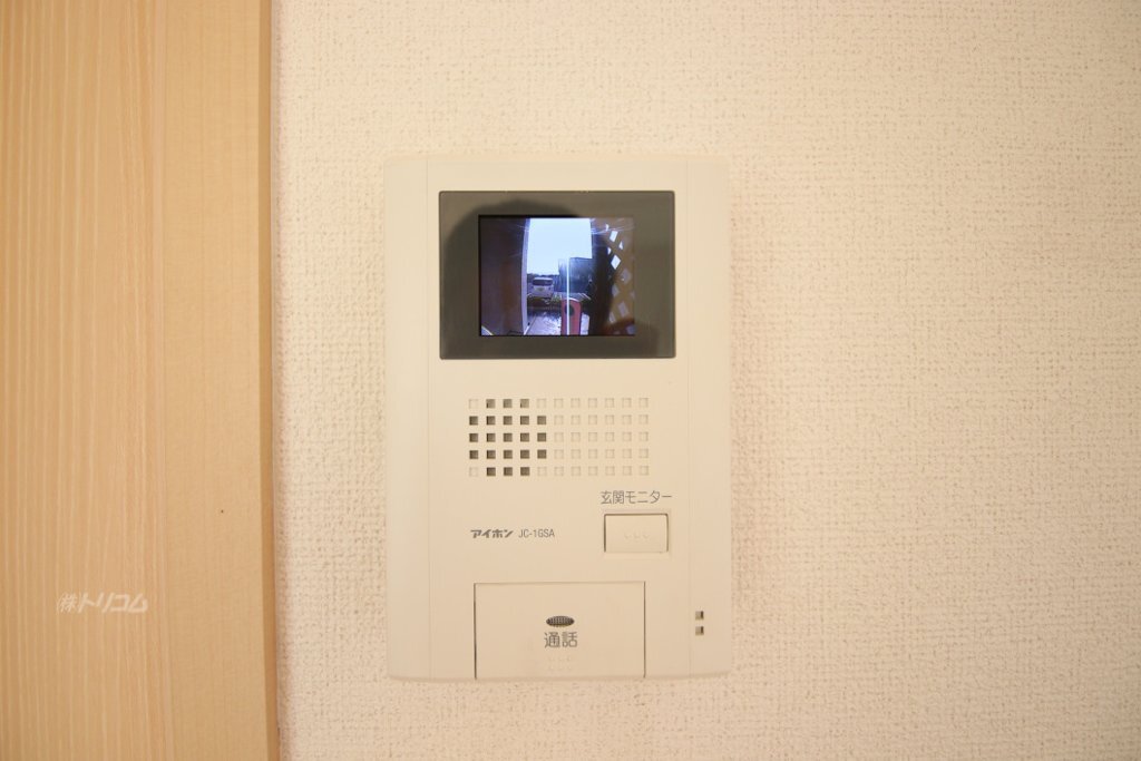 拡大写真：サンリット・スクエア 1階C101のカメラ付インターホン