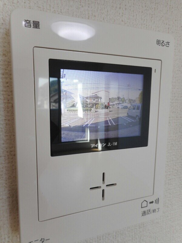 拡大写真:メゾンドフラン 3階303のカメラ付インターホン