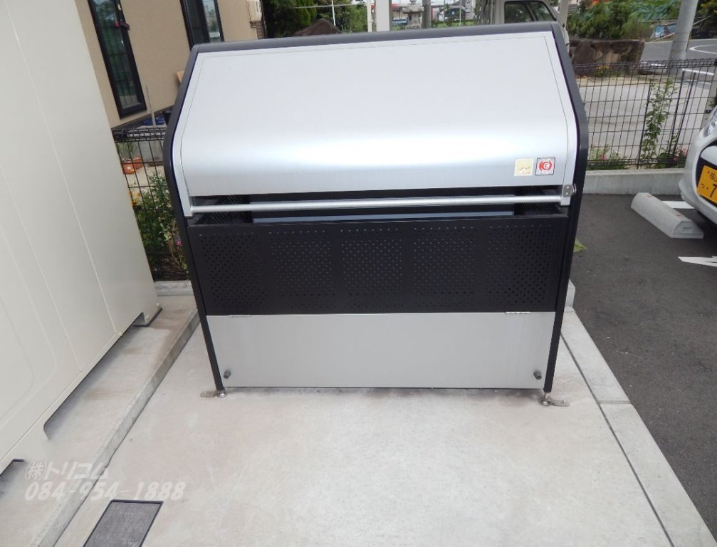 拡大写真:ガーデンハウス曙 2階202の専用ゴミステーション