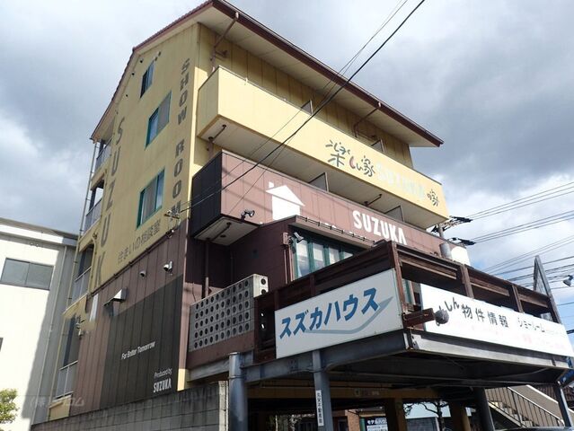 拡大写真：バグースⅡ 5階501の外観写真（昼）
